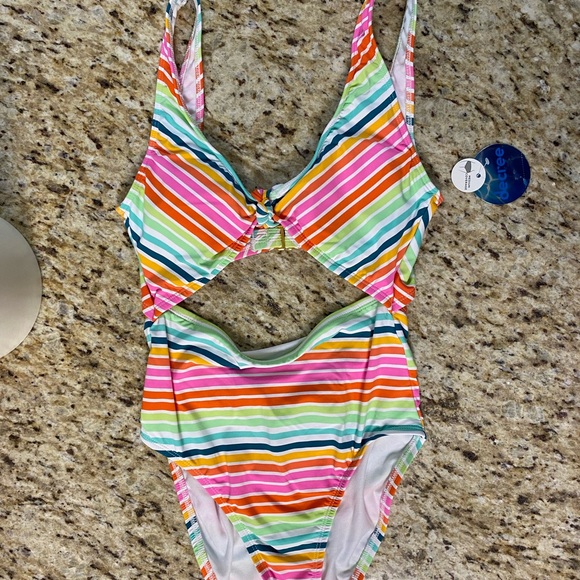 NWT decree 1 Piece Cutout Stripe Swimsuit Medium Coverage XS - Picture 3 of 16